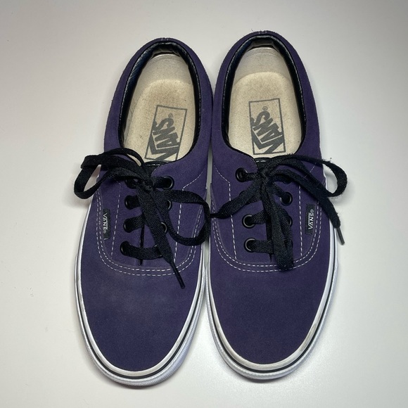 Vans - Picture 2 of 3
